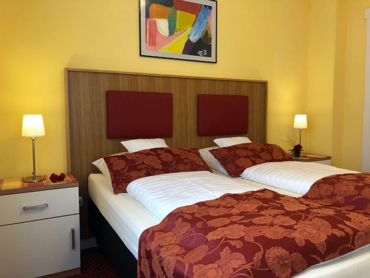 Thermen Hotel Pension Villa Holstein バート・ザルツフレン エクステリア 写真