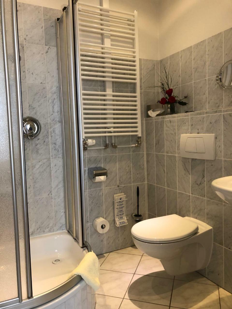 Thermen Hotel Pension Villa Holstein バート・ザルツフレン エクステリア 写真