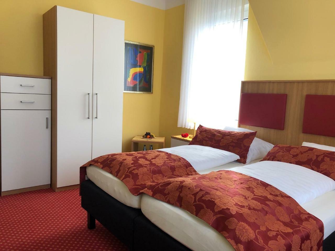 Thermen Hotel Pension Villa Holstein バート・ザルツフレン エクステリア 写真