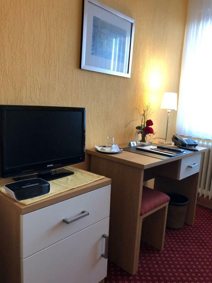 Thermen Hotel Pension Villa Holstein バート・ザルツフレン エクステリア 写真